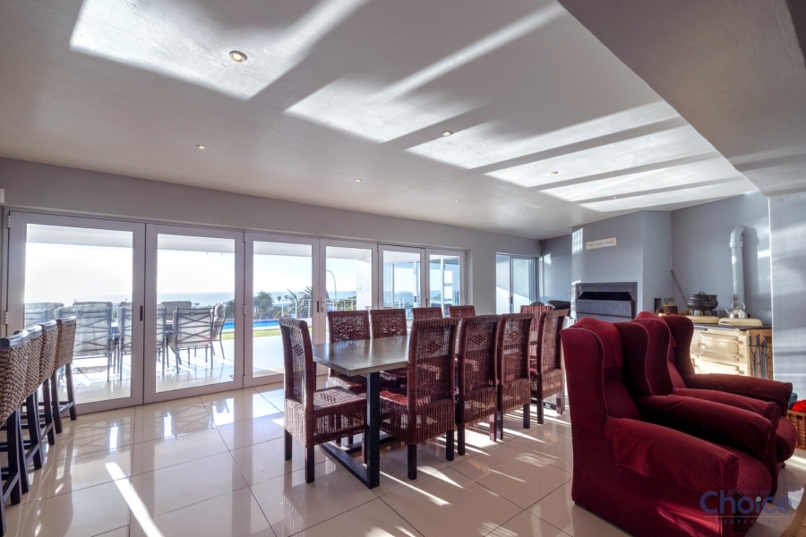 5 Bedroom Property for Sale in Jeffreys Bay Central Eastern Cape